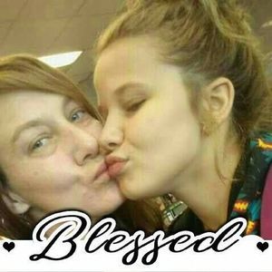 Meet your Posher, Valerie